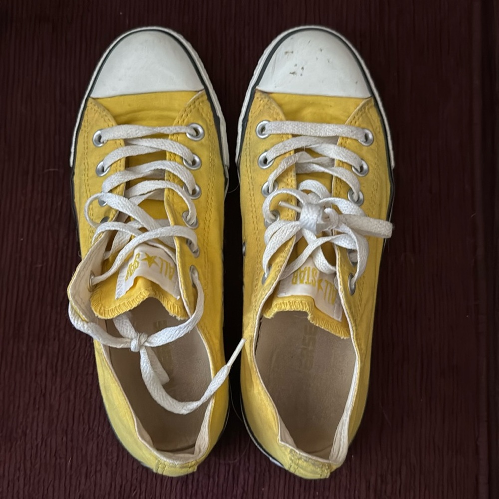 Converse size 8 women